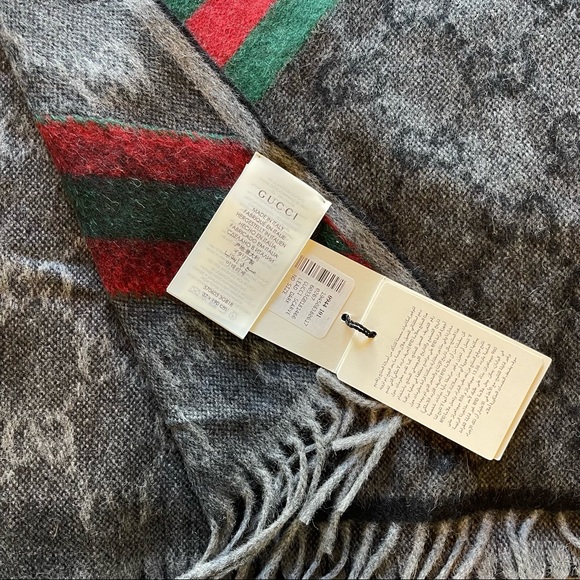 Unisex Gucci Scarf - Picture 4 of 5